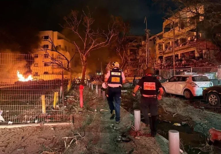 Iran Unleashes Heaviest Missile Barrage on Tel Aviv and Haifa