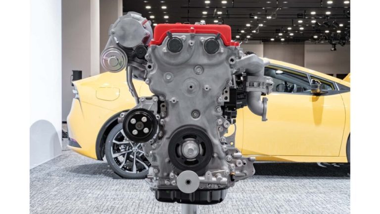 موتور چهارسیلندر