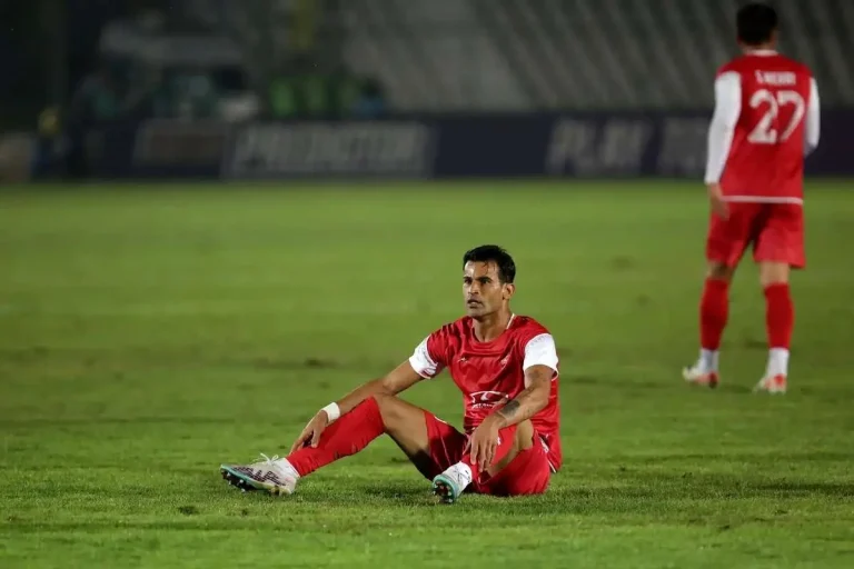 بازیکن استقلال