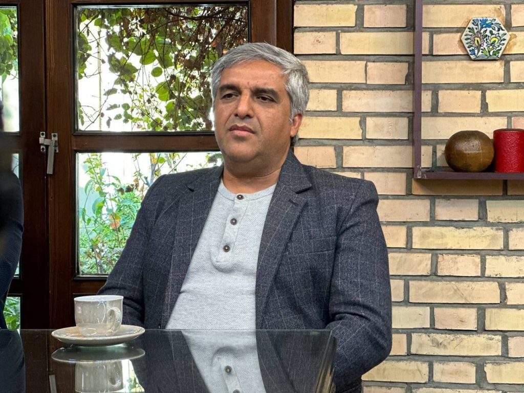 کارنامه سیاه ماه مهر؛ «دانشآموزان زیادی مستعد خودکشی هستند»/ در گزینش آنقدر که از معلم میپرسند نماز جمعه چند رکعت است روی سلامت روان جدی نیستند