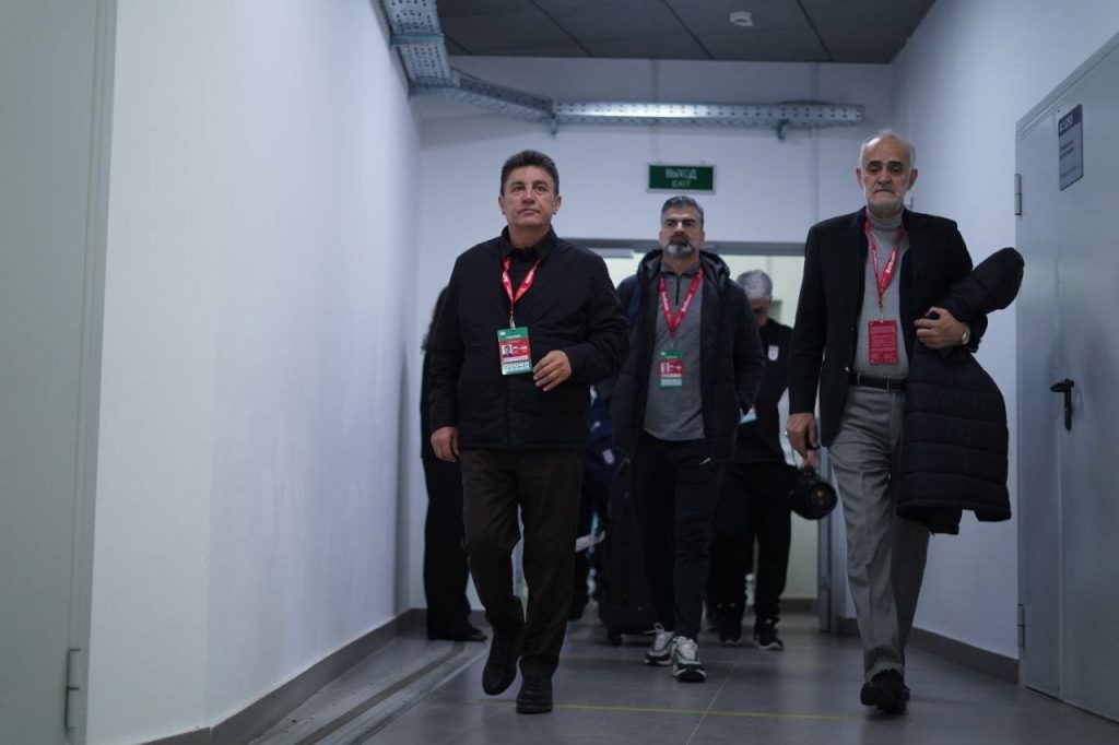 میروی یا میسوزی؟ تصمیم بزرگ امیر قلعهنویی