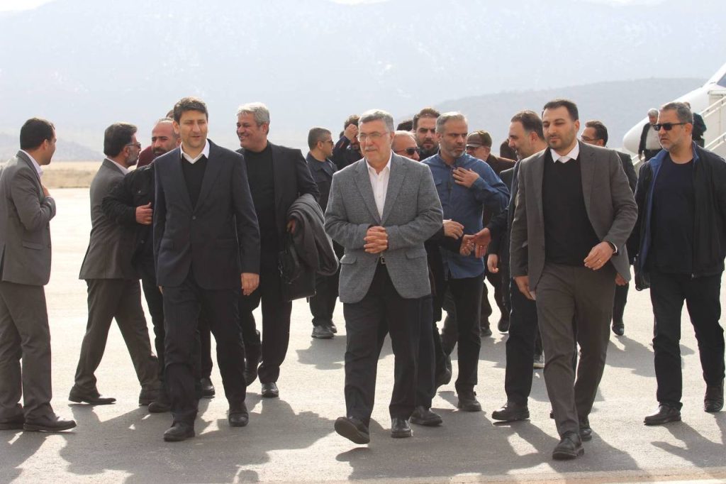 Health Minister Kicks Off Key Visit to Yasuj