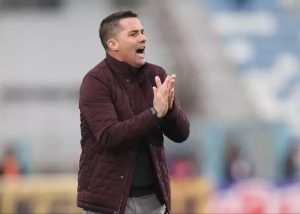 Persepolis Blocks Osmar's Resignation Bid!