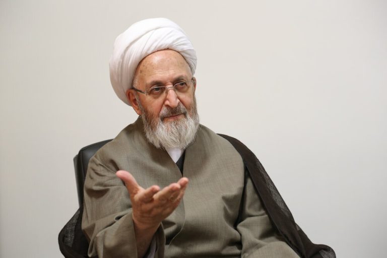 Ayatollah Sobhani Addresses Nation on Islamic Revolution Anniversary