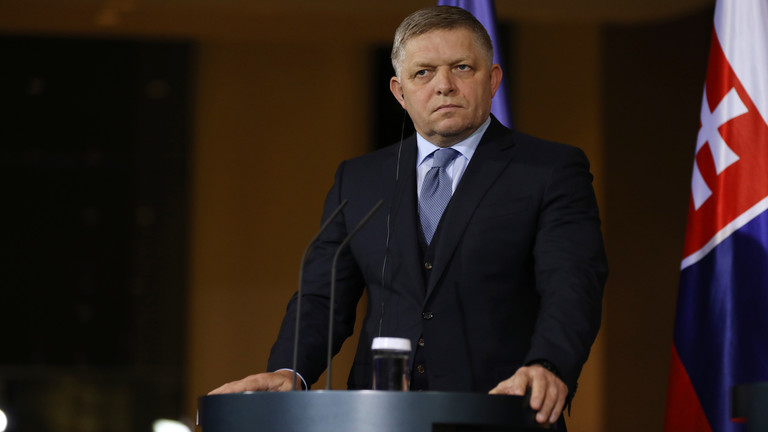Slovakia Warns: EU Sanctions on Russia 'Only Harm Themselves'