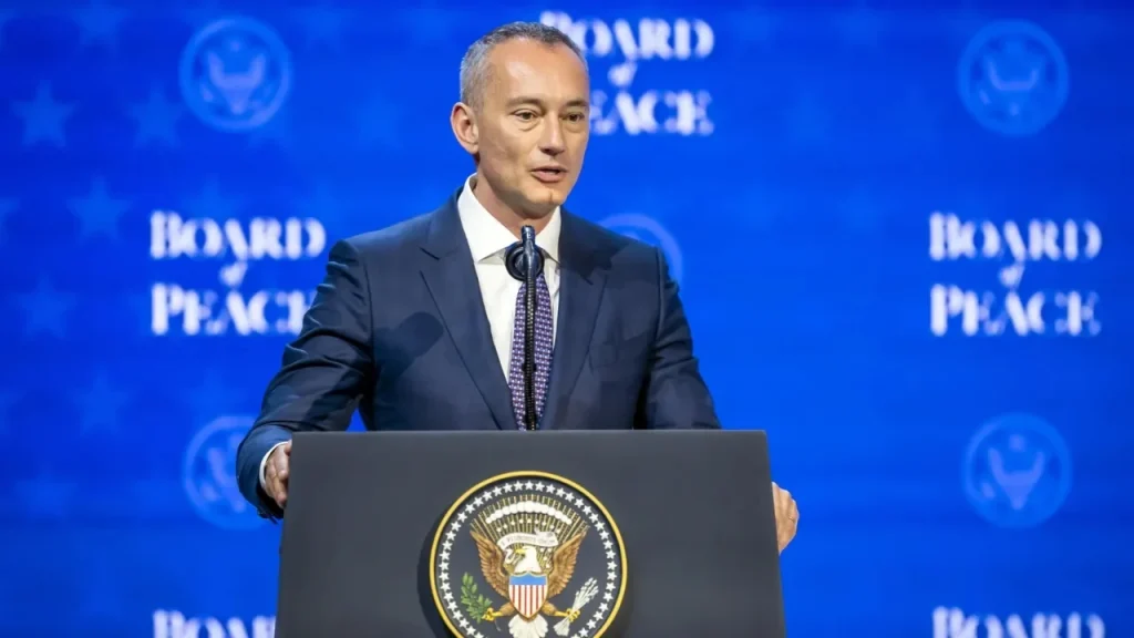 Gaza's New Chapter: 2,000 Palestinians Register for Transitional Police