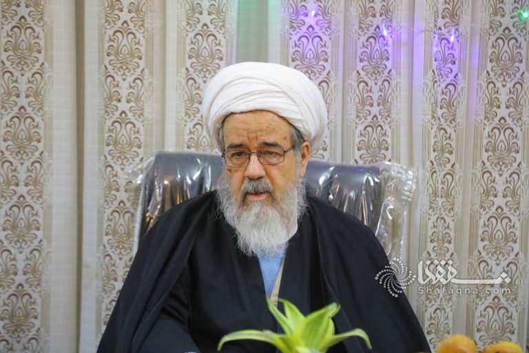 Top Cleric Praises Leader's Lifelong Dedication to Islamic Values