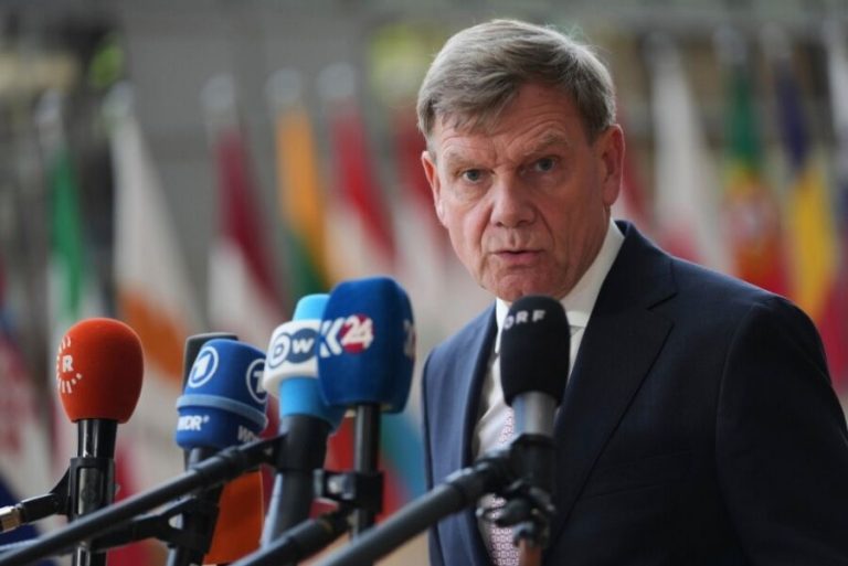 Germany Pushes for Deal with Iran