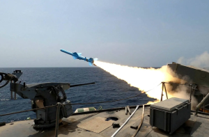 UK Defense Minister Reveals Iranian Missile Proximity to Forces in Cyprus, Bahrain