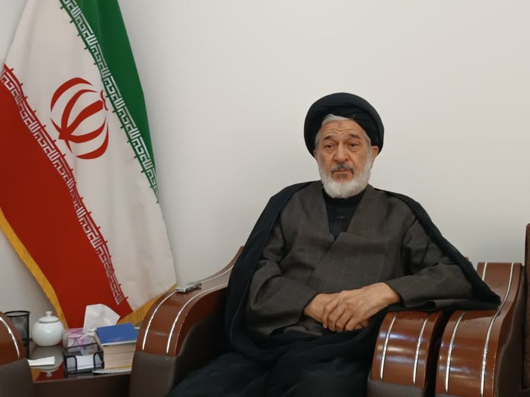 Iran's Apex Leadership: Advisor Calls for Purely Domestic Process