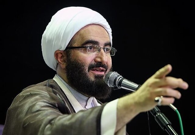 Tehran's Friday Prayer Leader: "Hands on the Trigger" Amidst Strategic Silence, Resistance Front Remains Iran's Red Line