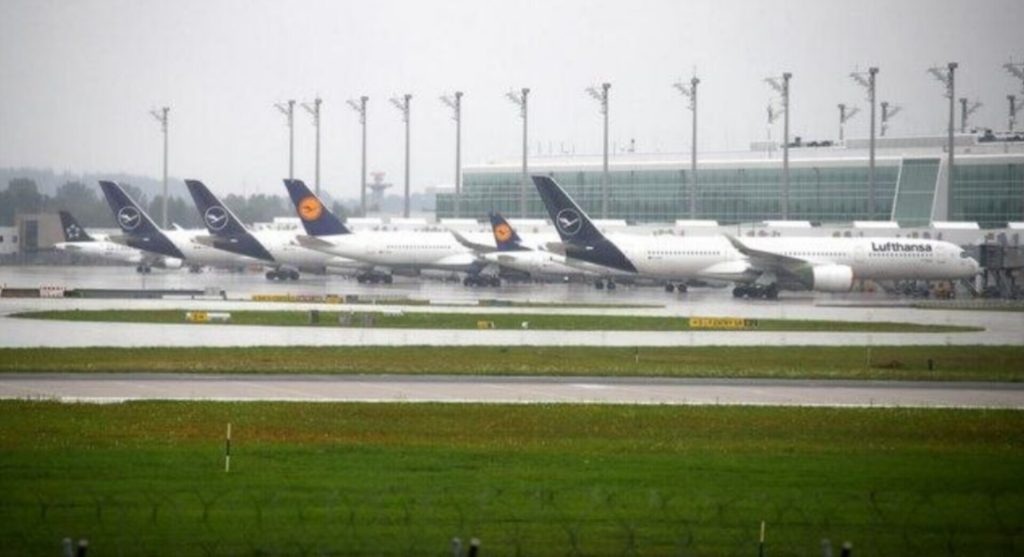 Lufthansa Slashes Thousands of Short-Haul Flights to Cut Fuel Costs