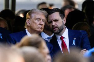 Trump: Strait of Hormuz Reopening Unlikely in Near Future