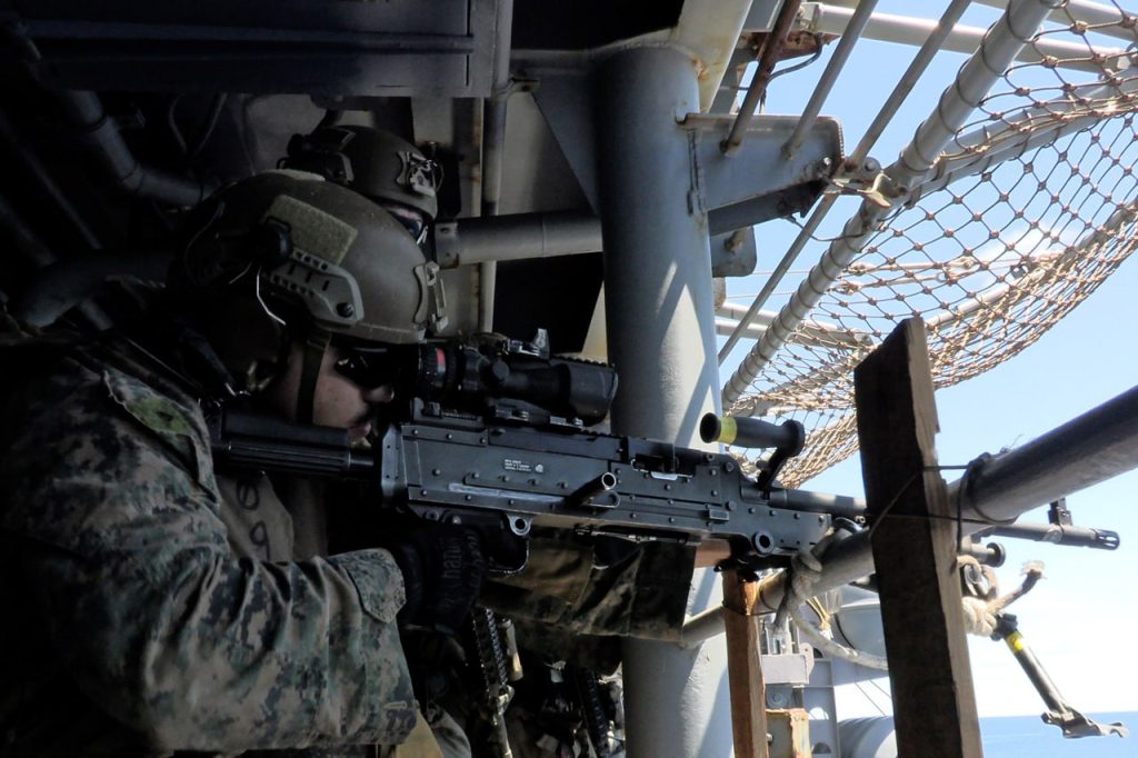 Iran's Shipping Chief: US Port Blockade a "Dangerous Step Backwards